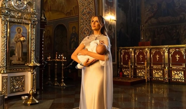 Мамские будни: Никитюк показалась на прогулке с 5-месячным сыном Оскаром