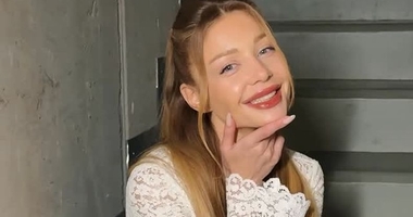 За руку с сыном: Кароль запостила редкое селфи с 17-летним Вениамином