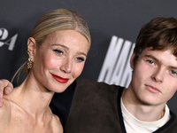 19-летний сын Гвинет Пэлтроу впервые появился на красной дорожке