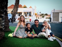 Каминская воссоединилась с экс-мужем ради празднования 11-летия сына