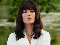 Астафьева показала, как с родными отпраздновала 81-летие бабушки