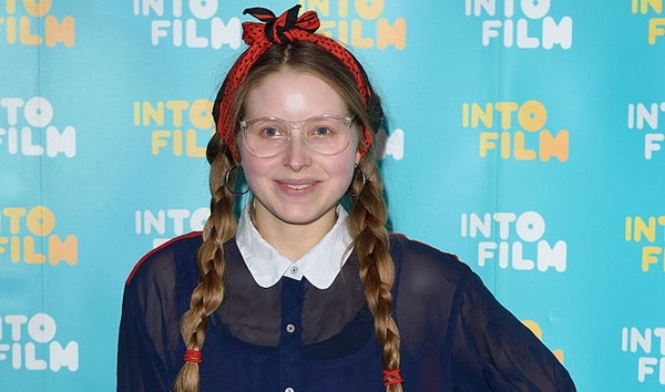 Зірка «Гаррі Поттера» Кейв розсекретила, на що витратить свій заробіток у OnlyFans