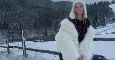 Леся Нікітюк показала відпочинок у Карпатах із нареченим та 7-місячним сином