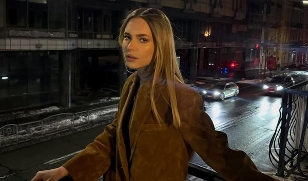 Дочь Елены Кравец показалась в нежных объятиях бойфренда-танцора