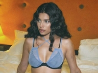 Андраде шокировала признанием, что возвращалась ко всем бывшим