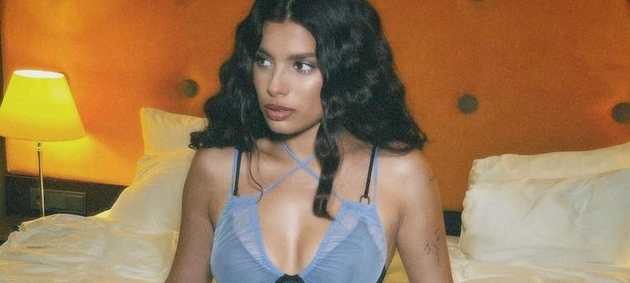 Андраде шокувала зізнанням, що поверталася до всіх колишніх