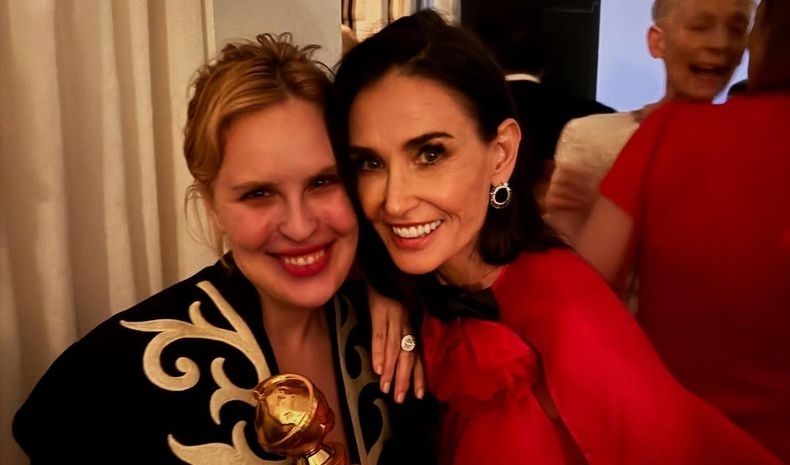 E98cdae0d3286a1791767ba60d3f06a0 resize crop 1xquality 100xallow enlarge 0xw 0xh 0