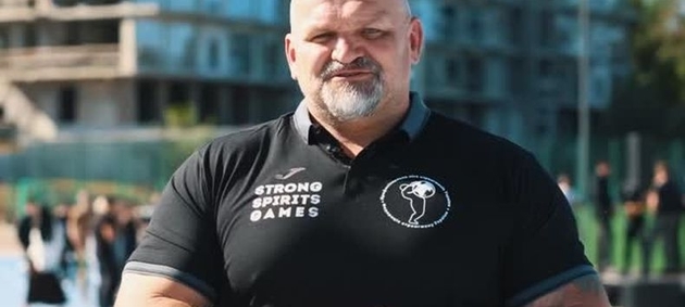 «Кохана в прекрасній формі»: Вірастюк похвалився стрункою обраницею