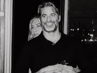 Бойфренд Дженнифер Энистон запостил фото их поцелуя