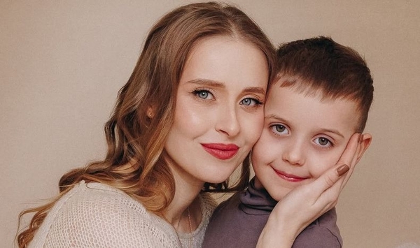 Сагайдачная показала сына у хирурга: что случилось с 6-летним Тимуром