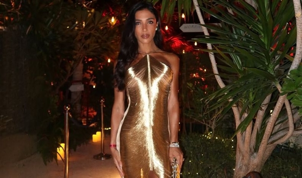 Санта Димопулос высказалась о жизни в Дубае под обстрелами