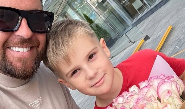 «Пацанчику восемь лет!»: Танчинец показал фото с сыном-именинником