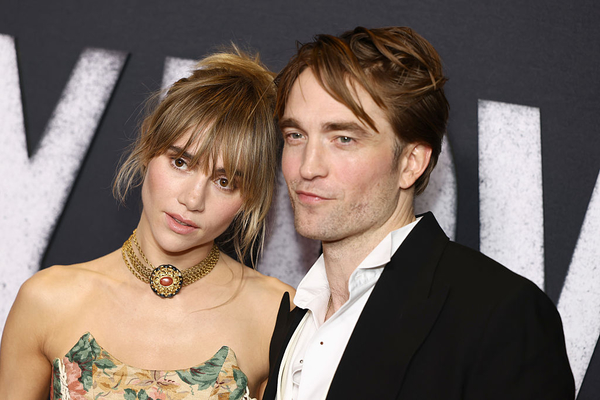Возлюбленная Роберта Паттинсона показала, как они отпраздновали 2-летие дочери