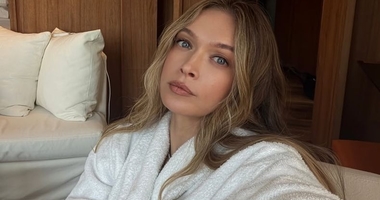 Брежнєва спровокувала чутки про заручини діамантовою каблучкою на безіменному пальці