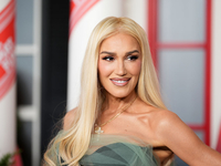 Гвен Стефани призналась, почему после беременности в 43 года стала христианкой