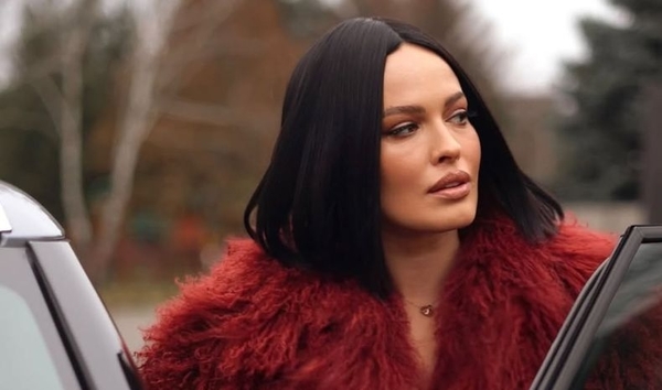 Спустя 18 лет: Астафьева перепела на украинском культовый хит NikitA «Машина»