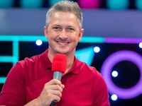 «Эволюция Педана»: ведущий показал, как изменился за четыре десятилетия