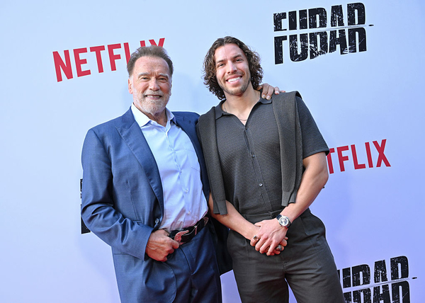 Внебрачный сын Шварценеггера победил на своих первых соревнованиях по бодибилдингу