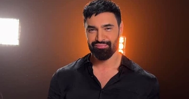 «Папа не сдулся»: Козловский показал стальной пресс после месяца без спортзала