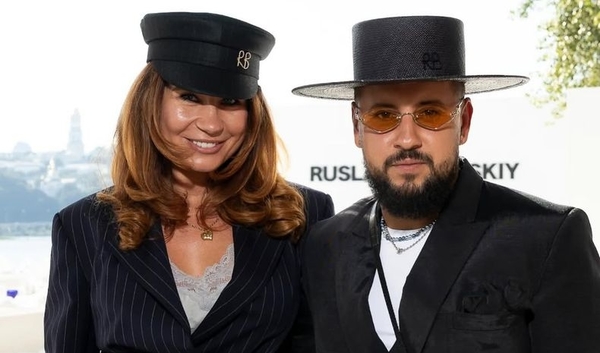 Монатик празднует 40-летие: как жена поздравила его с юбилеем