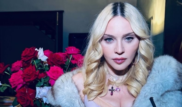 Мадонна похвасталась свиданием в Венеции с молодым бойфрендом