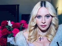 Мадонна похвасталась свиданием в Венеции с молодым бойфрендом