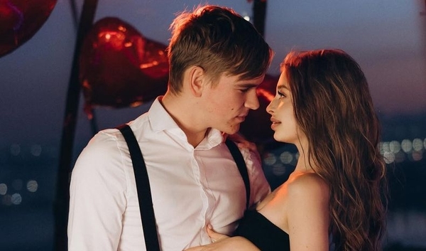 Учасниця «Холостяка-13» Настя Анісімова розійшлася з освітлювачем шоу