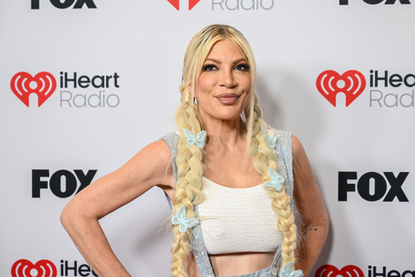 Тори Спеллинг был госпитализирована вместе с детьми после ДТП