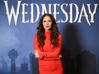 Голливудская звезда Кэтрин Зета-Джонс запостила селфи в вышиванке