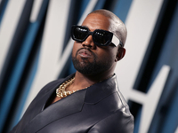 Экс-охранник Канье Уэста подал на него в суд из-за почти миллионного долга