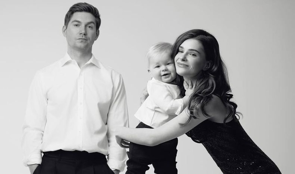 Владимир Остапчук с женой и сыном переезжают в Канаду