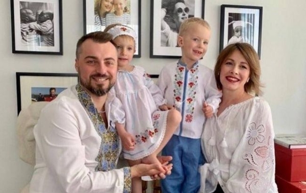 Олена Кравець показала зустріч чоловіка-військового з молодшими дітьми