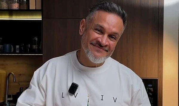 Ектор Хіменес-Браво показав обличчя після пластичної операції