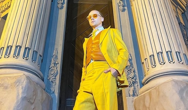 «Менше кривися, малий»: Пивоваров показав себе у дитинстві з мамою