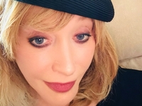 Сумская и Валевская обратились к Пугачевой в 77-летие