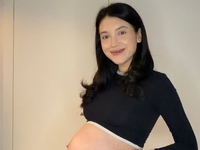 Блогерка-миллионница Анастасия Маркив родила первенца