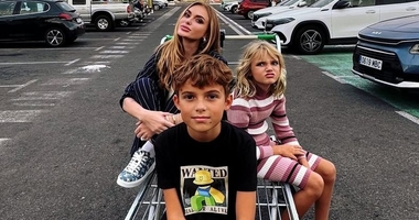 Слава Камінська показала рідкісні архівні фото дітей та колишнього чоловіка