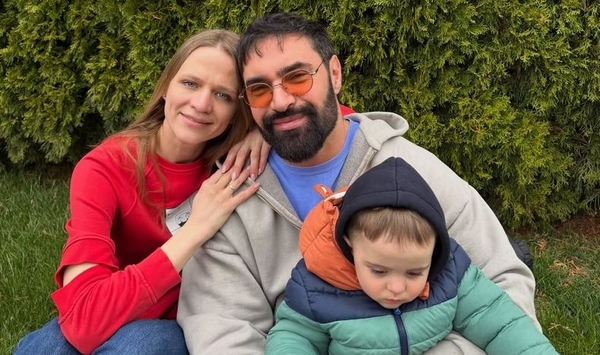 Козловский признался, почему жена отказывается сниматься в его клипах