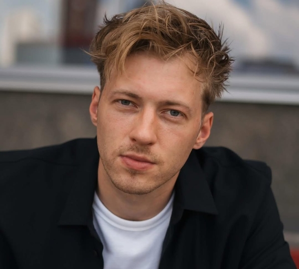 Бакланов уперше після розлучення з Цимбалару показав свою нову супутницю