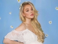 Алина Гросу очаровала новой фотосессией с мужем и сыном