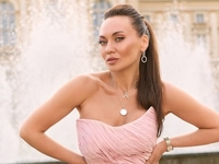 «Наплакалась»: Саливанчук показала фото первого выпускного младшего сына
