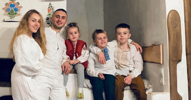 Олена Тополя зізналась, як з ексчоловіком поділила обов'язки щодо виховання трьох дітей