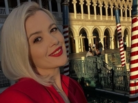 Мика Ньютон рассказала о борьбе с раком и вспомнила первые симптомы болезни