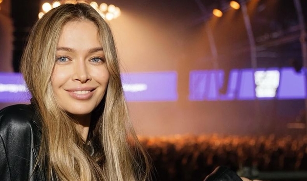 Брежнева собрала известных украинок в новом клипе на песню «Красива»