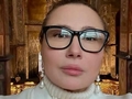 В доме Елены Мозговой обрушился потолок из-за обстрелов