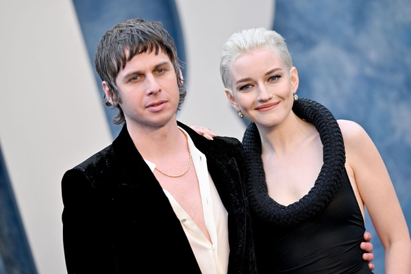 Зірка серіалу «Озарк» Джулія Гарнер розійшлася з чоловіком після 6 років шлюбу