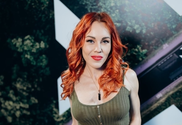 "Будет беда": Елена Тополя поведала, когда заметила трещину в своем браке