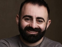 «Невыносимая боль»: звезда «Безумной свадьбы» получил травму во время театрального спектакля