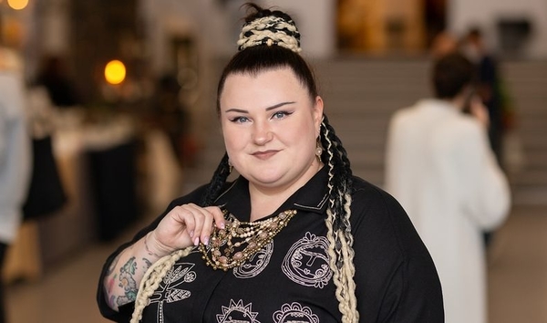 Alyona Alyona викрила схему шахраїв, які діють від її імені