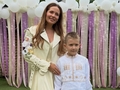«Слово именинника — закон»: Денисенко подарила сыну на 9-летие пирожные в форме эмодзи-какашки